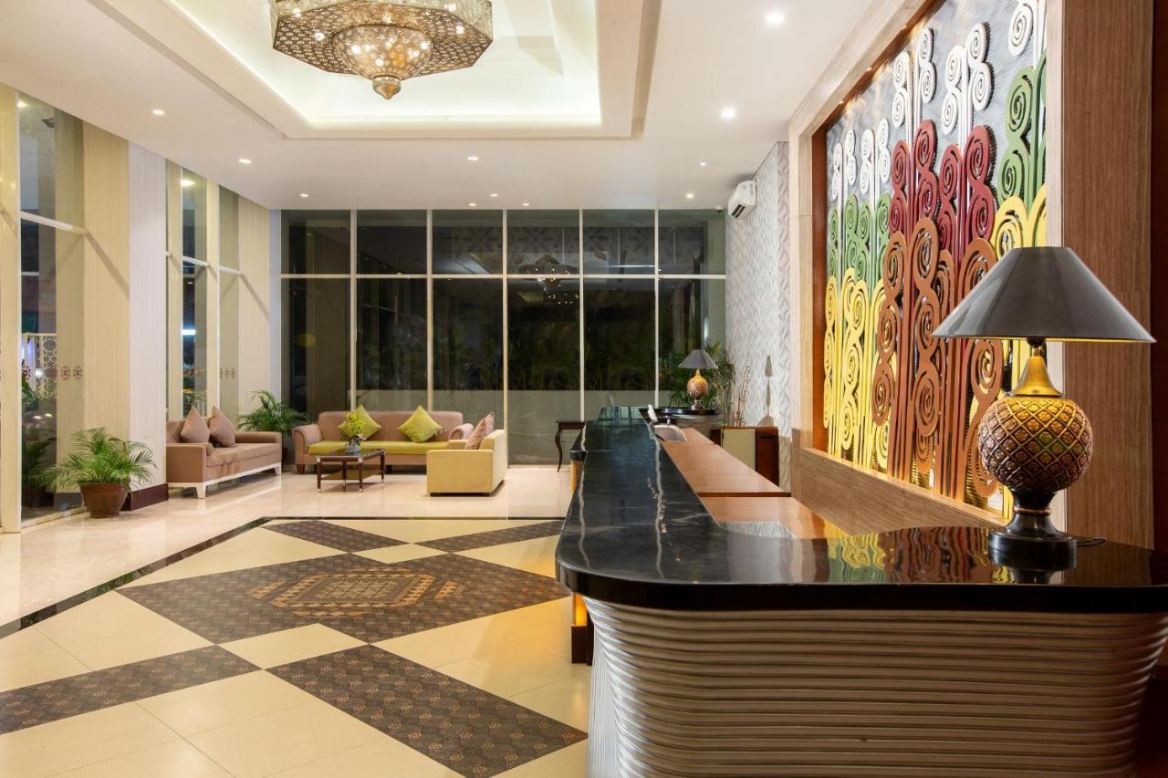 Sahid Raya Hotel & Convention Yogyakarta Maguwo Εξωτερικό φωτογραφία